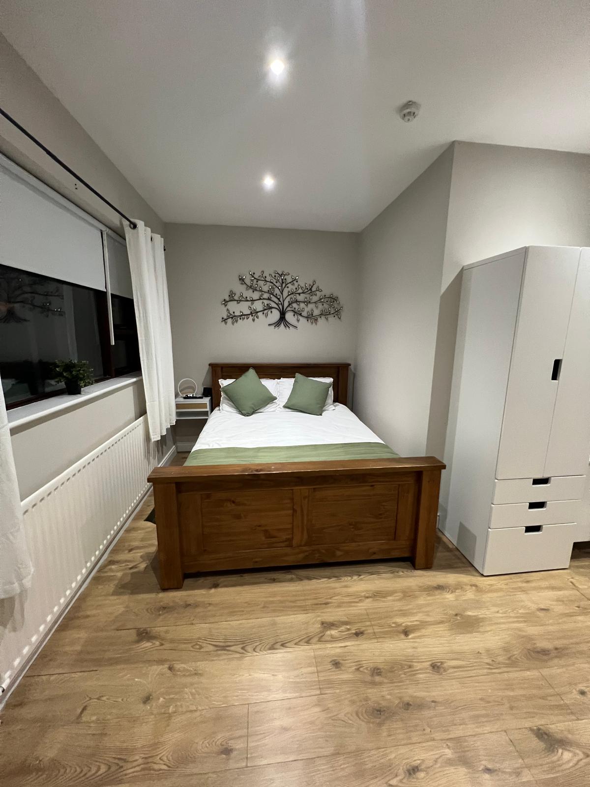 Double Room - Conifer House
