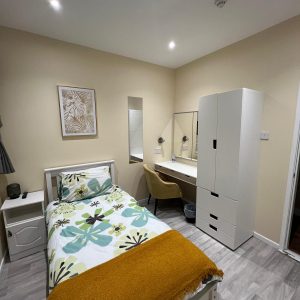 Single room - Conifer House