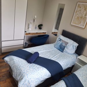 Twin Room - Conifer House hostel